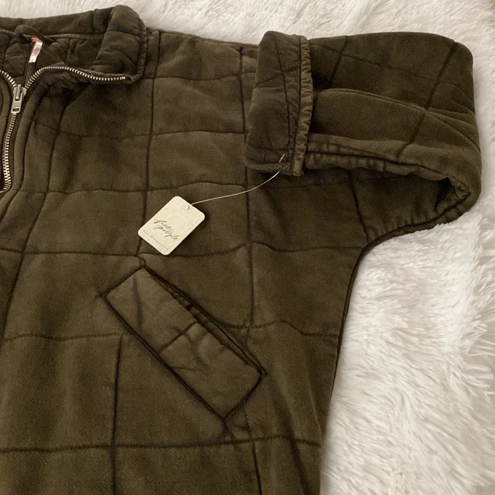 NWT - Free People Dolman Quilted Knit Jacket - Size: M, Color: Dusted Military - Picture 12 of 16
